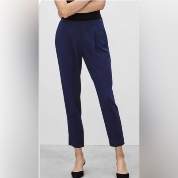 🆕Aritzia Babaton Conan Cropped, Slim-leg Trousers - Picture 2 of 13